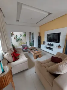 Casa de Condomínio com 3 Quartos para alugar, 200m² no Peró, Cabo Frio