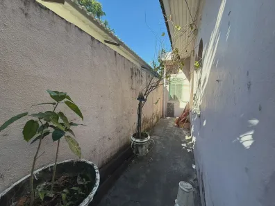 Casa com 3 Quartos para alugar, 300m² no Nossa Senhora das Graças, Manaus