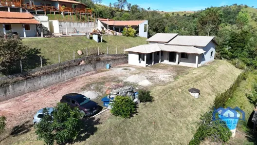 Fazenda/Sítio com 3 Quartos à venda, 1000m² no , Mairinque