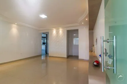 Casa com 4 Quartos à venda, 249m² no Setor Habitacional Vicente Pires, Brasília
