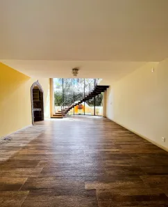Casa com 4 Quartos para alugar, 262m² no Samambaia, Petrópolis