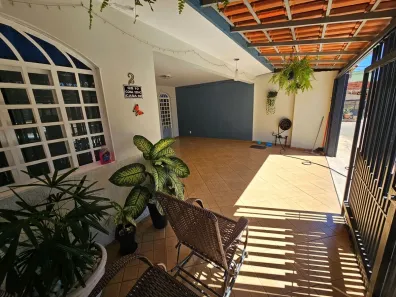 Casa com 4 Quartos à venda, 128m² no Areal, Brasília