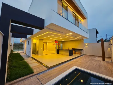 Casa de Condomínio com 4 Quartos à venda, 282m² no Novo Aleixo, Manaus