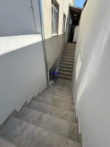 Casa com 3 Quartos para alugar, 45m² no Tirol (Barreiro), Belo Horizonte