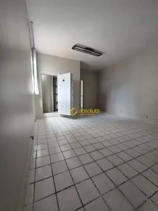 Sala Comercial para alugar, 52m² no Santo Antônio, Recife