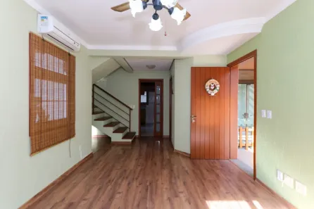 Casa com 3 Quartos para alugar, 118m² no Igara, Canoas
