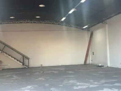 Galpão/Depósito/Armazém para alugar, 500m² no Centro, Betim
