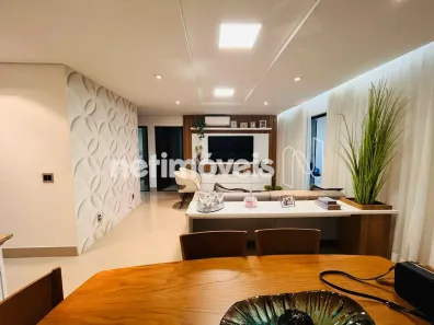 Casa com 3 Quartos à venda, 275m² no Setor Leste, Brasília
