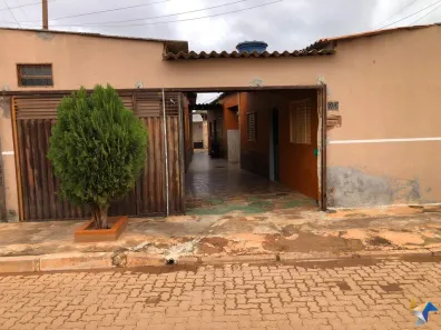 Casa com 5 Quartos à venda, 200m² no Ceilândia Sul, Brasília