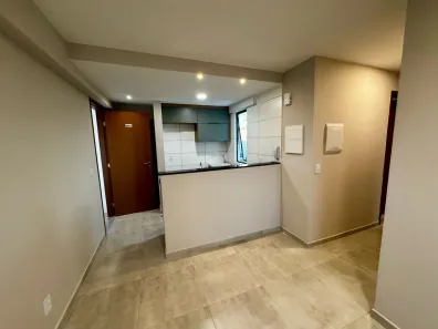 Apartamento com 2 Quartos para alugar, 45m² no Boa Viagem, Recife