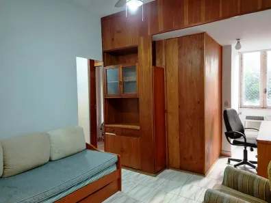 Apartamento com 1 Quarto para alugar, 48m² no Leme, Rio de Janeiro