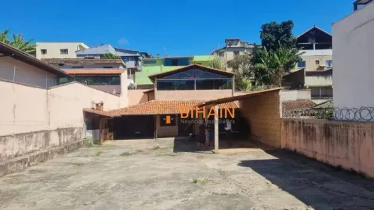 Casa com 3 Quartos à venda, 360m² no Dom Bosco, Belo Horizonte