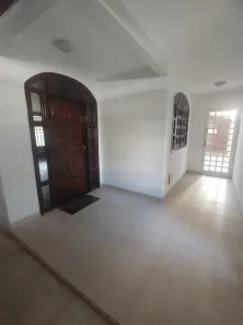 Sobrado com 11 Quartos para alugar, 400m² no Guará I, Brasília