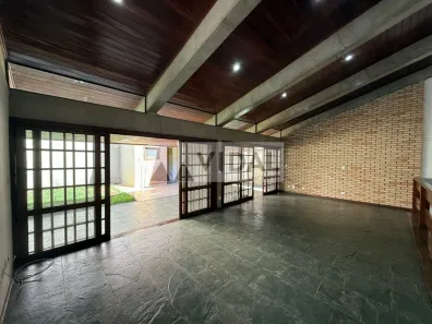 Casa de Condomínio com 3 Quartos para alugar, 301m² no Granja Olga I, Sorocaba