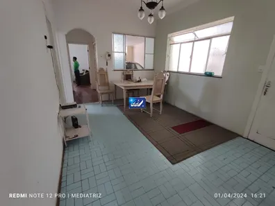Casa com 2 Quartos para alugar, 227m² no Santa Tereza, Belo Horizonte
