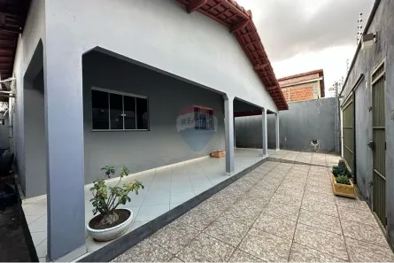 Casa com 2 Quartos à venda, 180m² no Setor Carajá, Araguaína