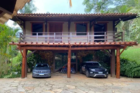 Fazenda/Sítio com 4 Quartos à venda, 1200m² no , Goianápolis