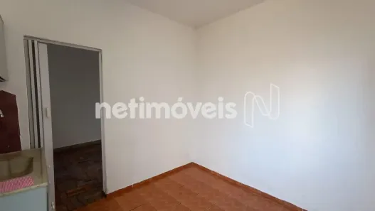 Casa com 1 Quarto para alugar, 20m² no Cruzeiro, Belo Horizonte