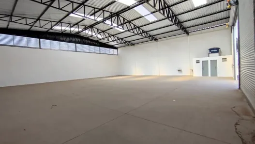 Galpão/Depósito/Armazém para alugar, 400m² no Monte Verde, Betim