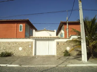 Casa de Condomínio com 2 Quartos à venda, 96m² no Praia do Foguete, Cabo Frio