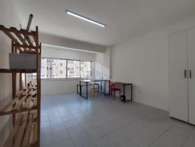 Kitnet com 1 Quarto para alugar, 37m² no Centro Histórico, Porto Alegre