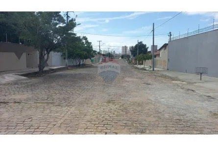 Galpão/Depósito/Armazém para alugar, 750m² no Candelária, Natal