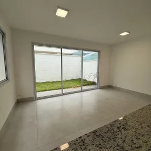 Casa de Condomínio com 3 Quartos para alugar, 117m² no Cézar de Souza, Mogi das Cruzes