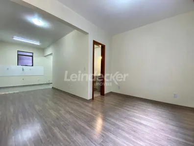 Kitnet com 1 Quarto para alugar, 30m² no Floresta, Porto Alegre