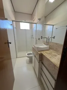 Casa de Condomínio com 3 Quartos para alugar, 200m² no Setor Habitacional Jardim Botânico, Brasília