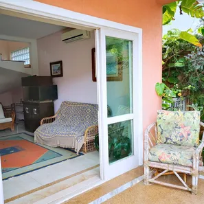 Casa com 2 Quartos para alugar, 200m² no Balneário Praia do Pernambuco, Guarujá