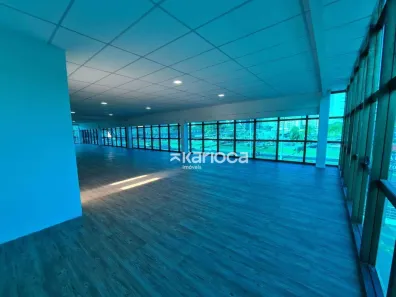 Sala Comercial para alugar, 300m² no Barra Olímpica, Rio de Janeiro