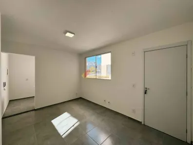 Apartamento com 2 Quartos para alugar, 49m² no Interlagos, Divinópolis