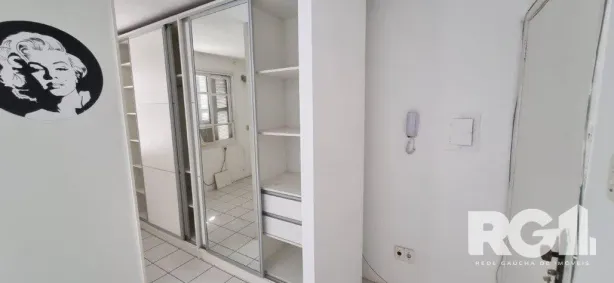 Kitnet para alugar, 30m² no Cidade Baixa, Porto Alegre