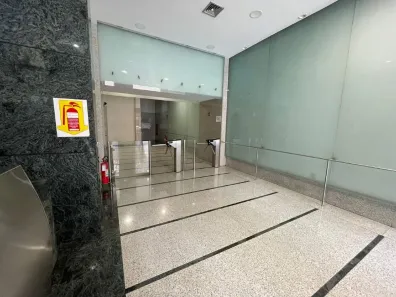 Ponto Comercial para alugar, 325m² no Santa Efigênia, Belo Horizonte