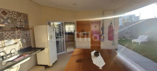 Casa de Condomínio com 3 Quartos à venda, 150m² no Condomínio Terras do Vale, Caçapava