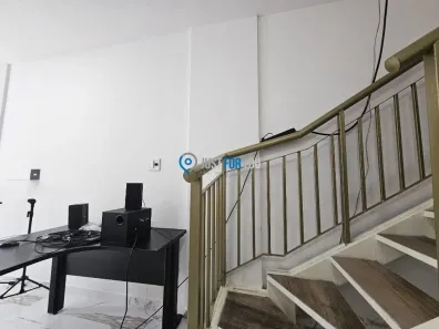 Ponto Comercial para venda ou aluguel, 84m² no Recreio dos Bandeirantes, Rio de Janeiro