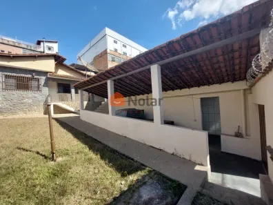 Casa com 3 Quartos à venda, 253m² no Ipê, Belo Horizonte