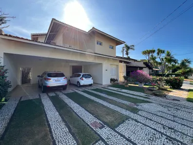 Casa de Condomínio com 4 Quartos para alugar, 330m² no Jardim Florença, Goiânia