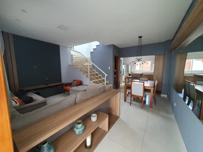Casa de Condomínio com 3 Quartos à venda, 120m² no Vila Areao, Taubaté