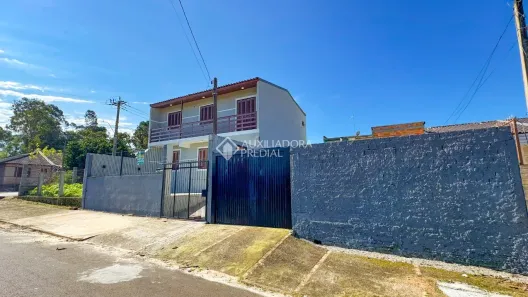 Sobrado com 3 Quartos à venda, 142m² no Jardim do Bosque, Cachoeirinha