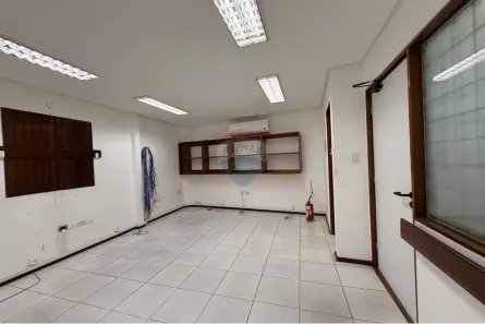 Sala Comercial com 4 Quartos para alugar, 120m² no Torre, Recife
