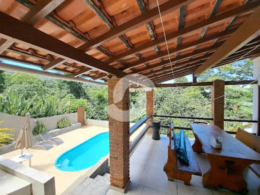 Foto 1 de Casa com 4 Quartos à venda, 207m² em Itaipu, Niterói