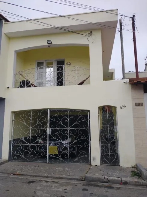 Foto 1 de Casa com 2 Quartos à venda, 102m² em Santo Antônio, Osasco