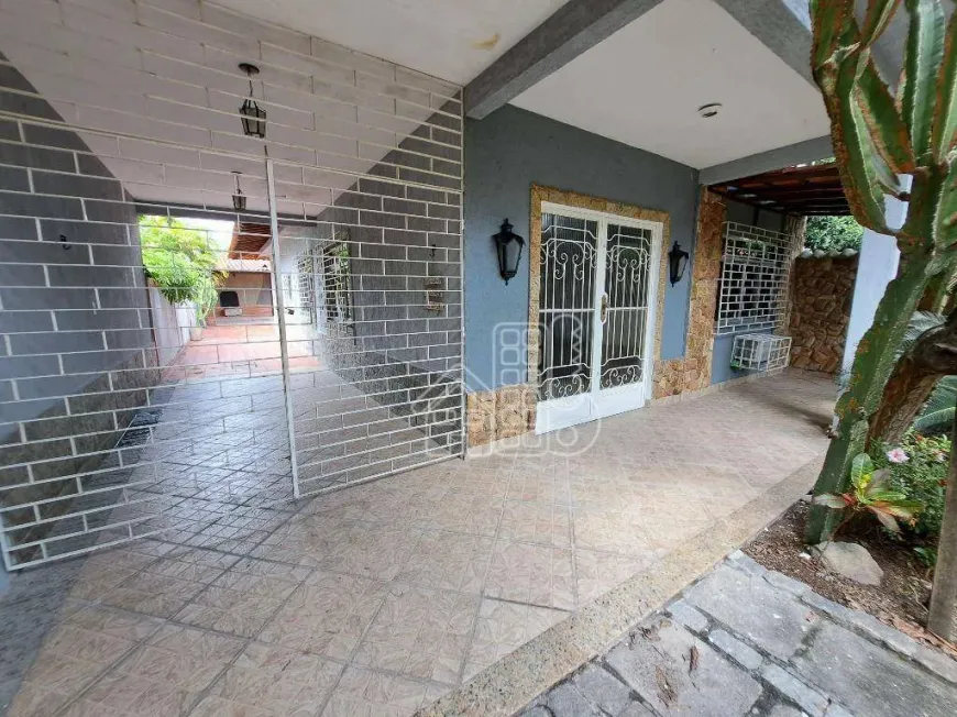 Foto 1 de Casa com 2 Quartos à venda, 120m² em Colubandê, São Gonçalo