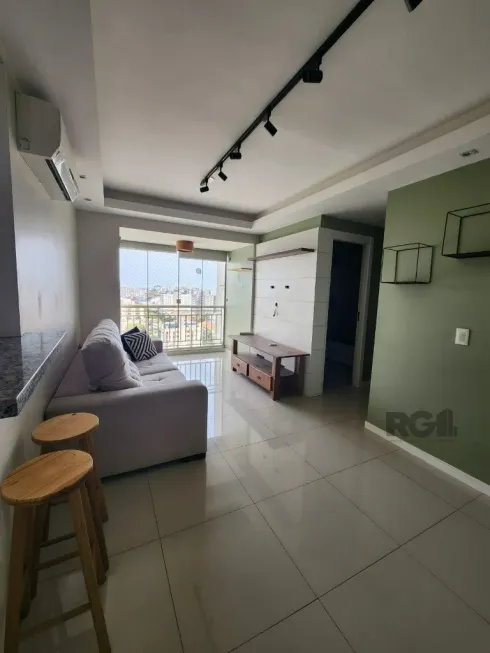 Foto 1 de Apartamento com 2 Quartos à venda, 61m² em Vila Ipiranga, Porto Alegre