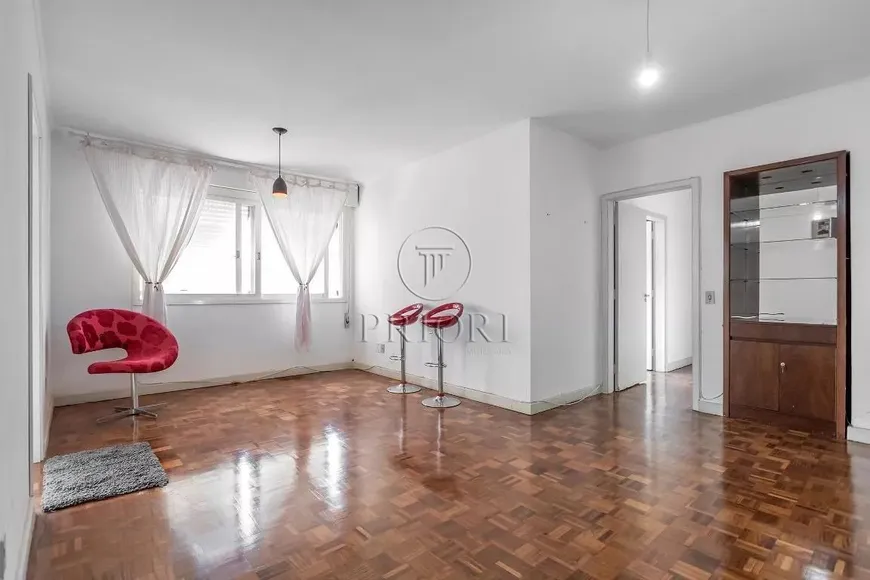 Foto 1 de Apartamento com 2 Quartos à venda, 105m² em Auxiliadora, Porto Alegre