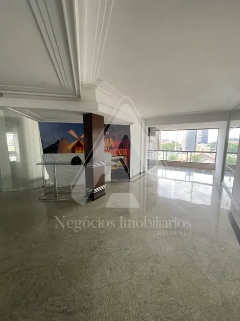 Foto 1 de Apartamento com 4 Quartos à venda, 250m² em Bela Vista, Campina Grande