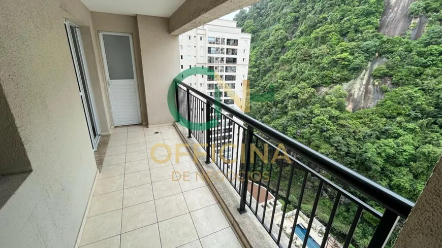 Foto 1 de Apartamento com 3 Quartos à venda, 84m² em Marapé, Santos