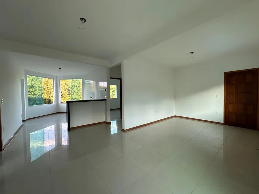 Foto 1 de Apartamento com 3 Quartos à venda, 65m² em Proximo Ao Centro, São Lourenço