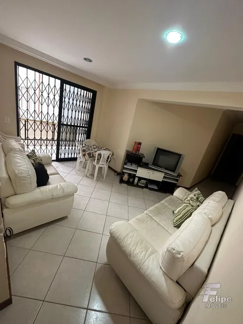 Foto 1 de Apartamento com 2 Quartos à venda, 70m² em Centro, Guarapari